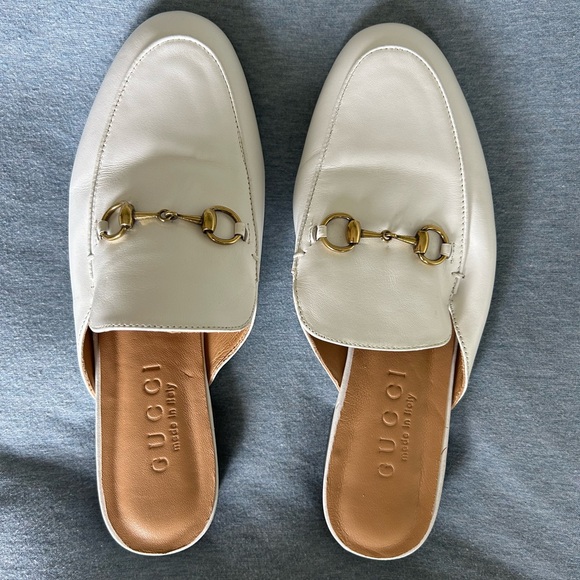 Gucci Women's Cream Leather Mules with Gold Accents - Picture 1 of 3